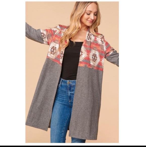Aztec print at top Sweater Cardigan. - Picture 6 of 9